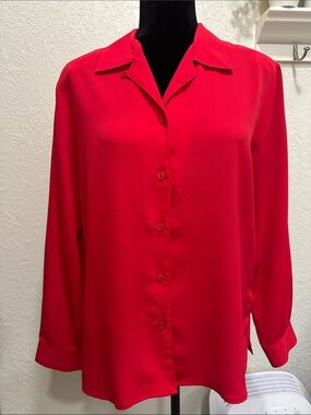 Vintage Elementz Vibrant Red Button-Down Women's Shirt